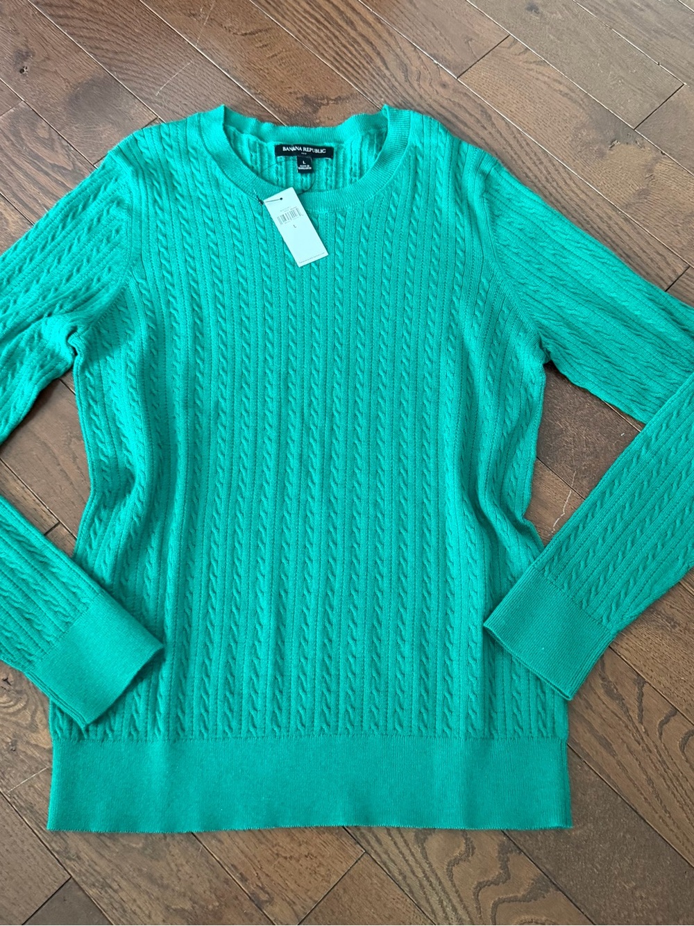 Banana Republic Women's Green Cable-Knit Light Crewneck Sweater